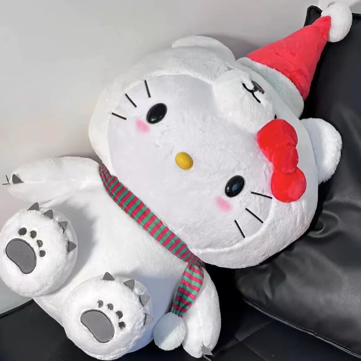 HelloKitty Cute Christmas Bear Jumbo Doll